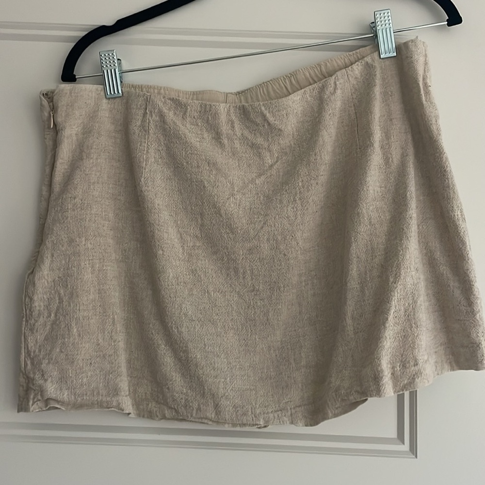 A&F Scarlett Mid Rise Linen-Blend Mini Skort, L, Unworn - Picture 8 of 9